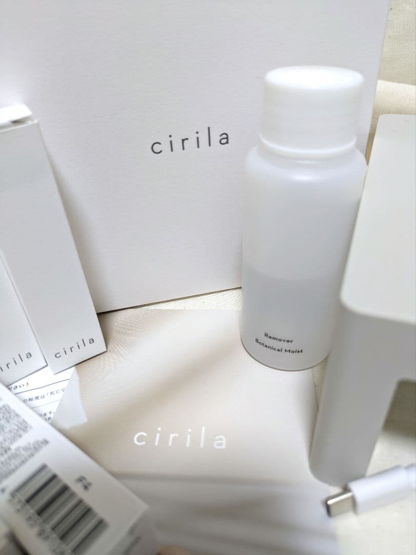 新品同様cirilaシリラジェルネイルキット