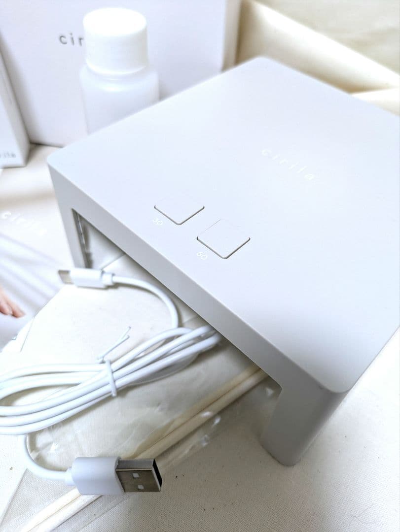 新品同様cirilaシリラジェルネイルキット