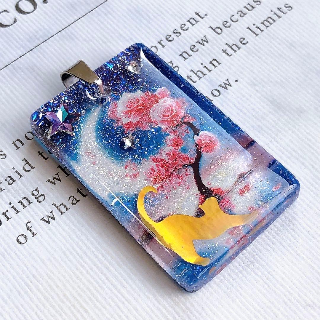 同梱値引100円❤️No.2586 レジン ペンダントトップ 猫 ネコ ねこ ♡