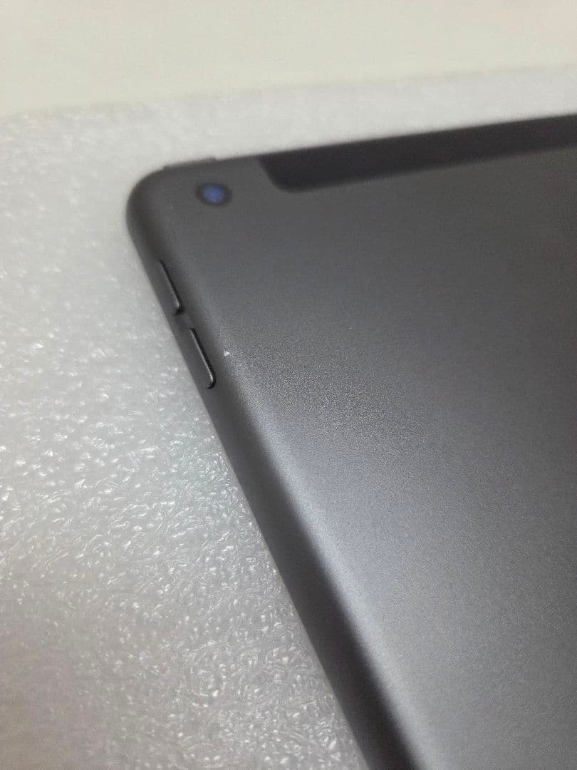 iPad 代9世代本体　64GB Wi-Fi+Cellular 美品