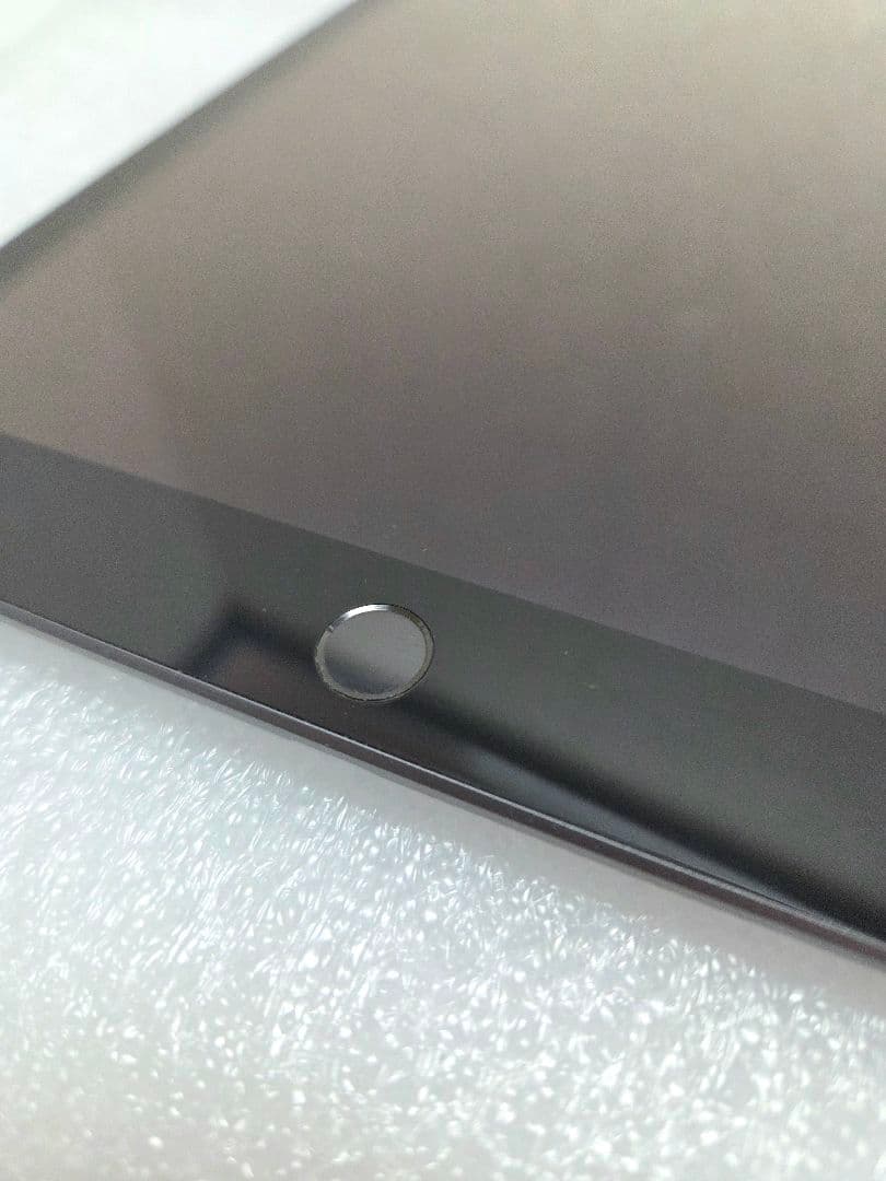 iPad 代9世代本体　64GB Wi-Fi+Cellular 美品