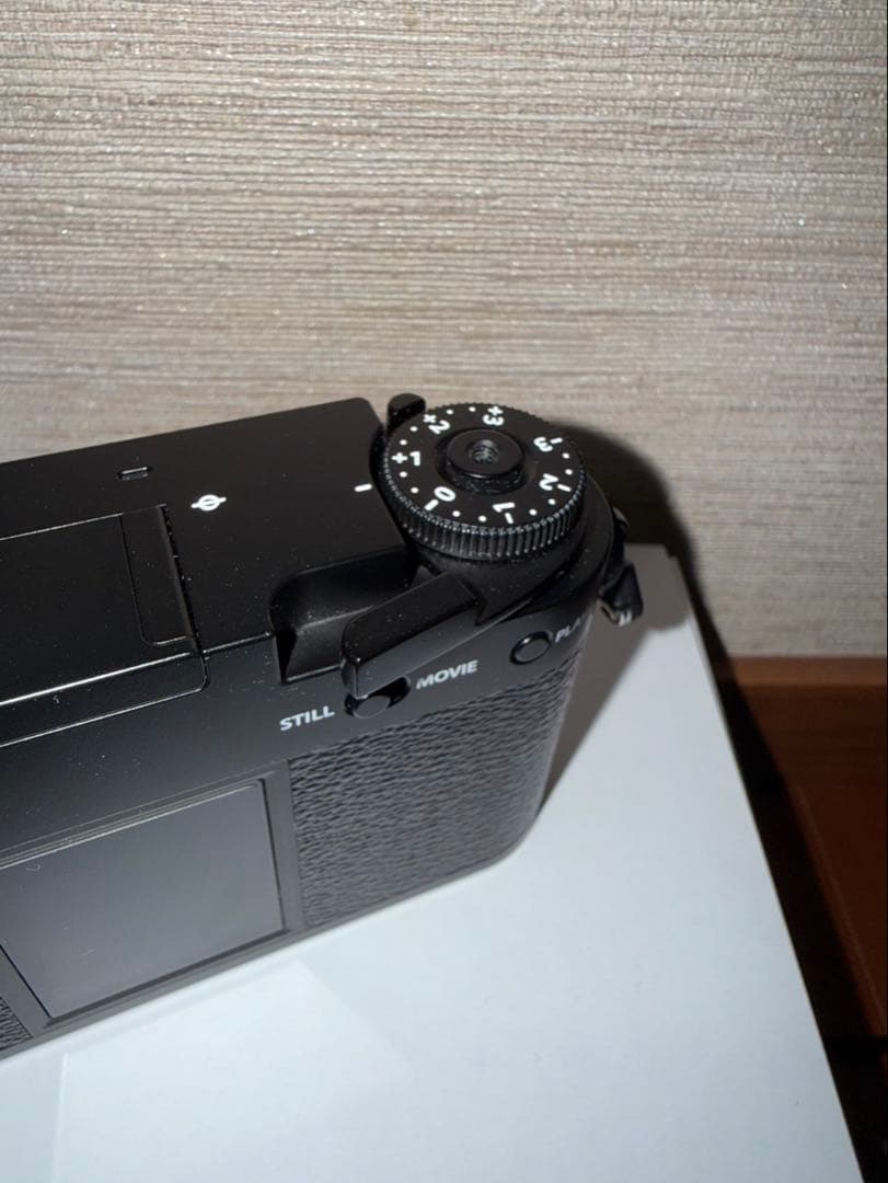 【美品】富士フィルム X-half x-hf1 ブラック　グリップ付