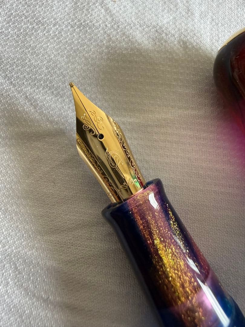 NAHVALUR万年筆、未使用品