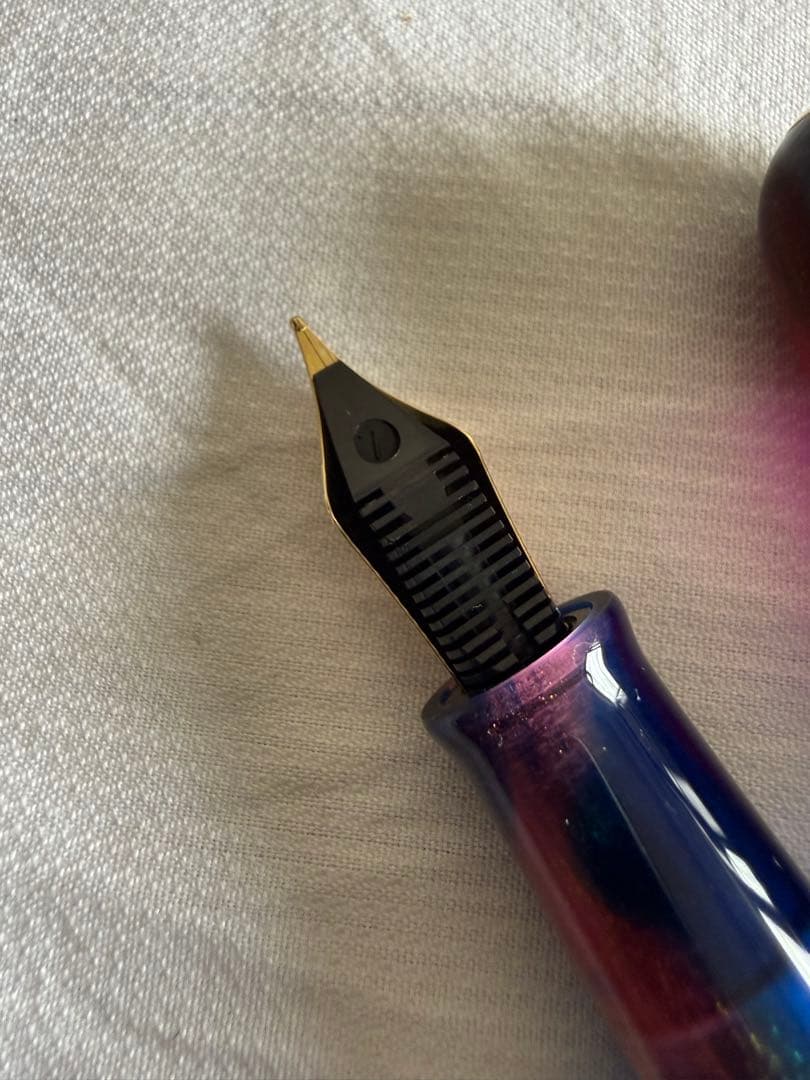 NAHVALUR万年筆、未使用品