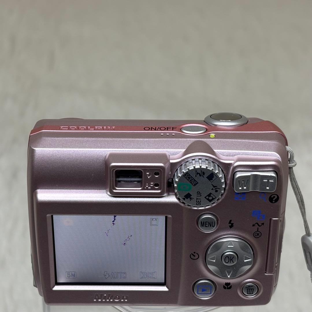 Nikon カメラ　COOLPIX 5600 ピンク　単三電池　コンデジ　動作品