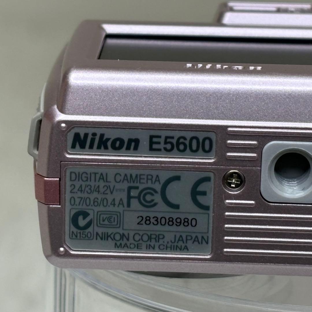 Nikon カメラ　COOLPIX 5600 ピンク　単三電池　コンデジ　動作品