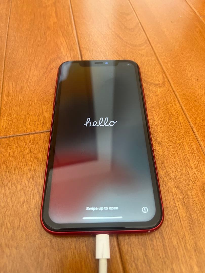 iPhone11本体128GB＋充電プラグ