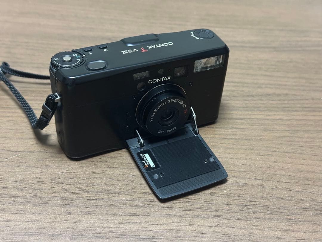 コンタックス CONTAX TVS III ブラック フィルムカメラ 動作確認済