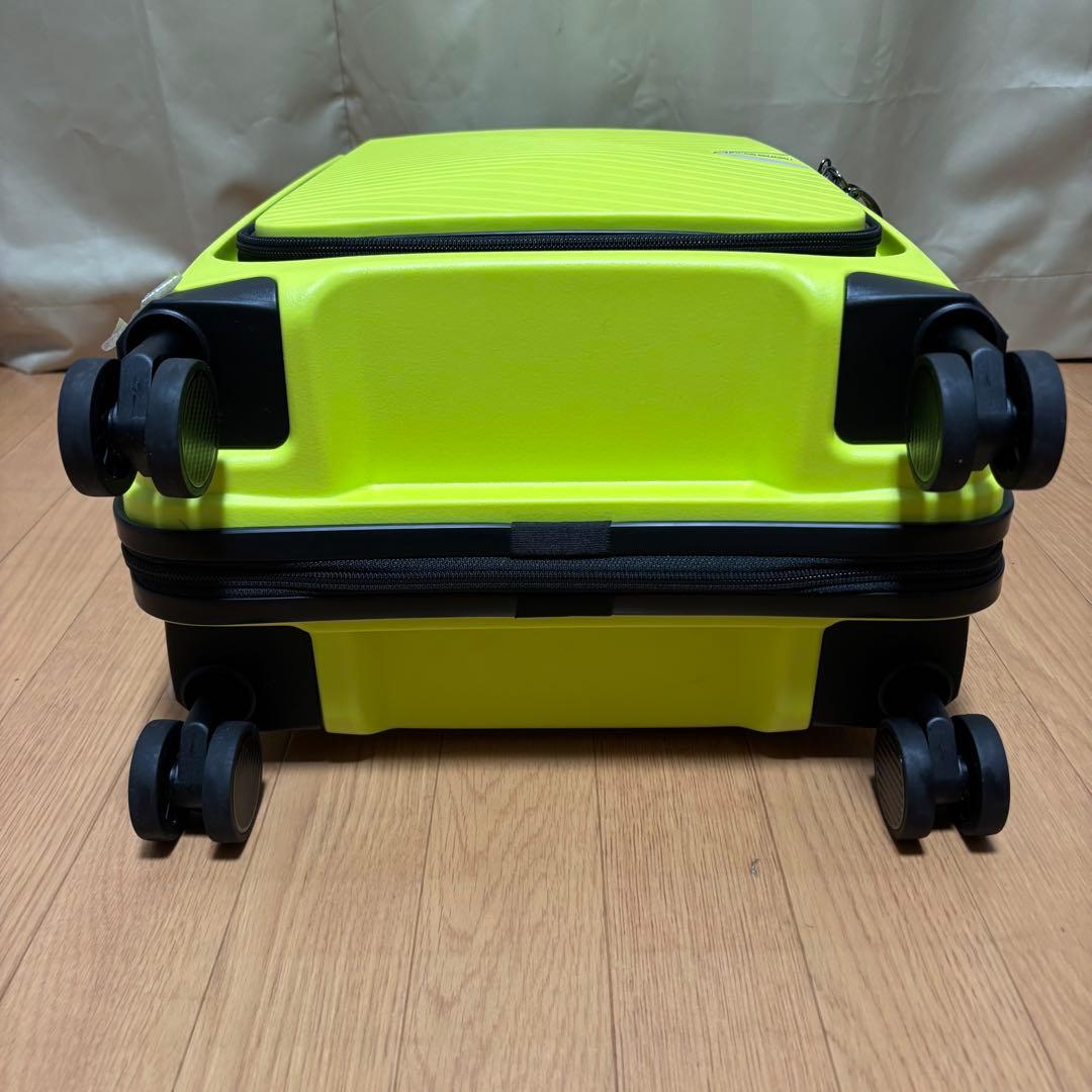 【極美品】シフレ Green Works ハード 軽量 フロント開き TSA