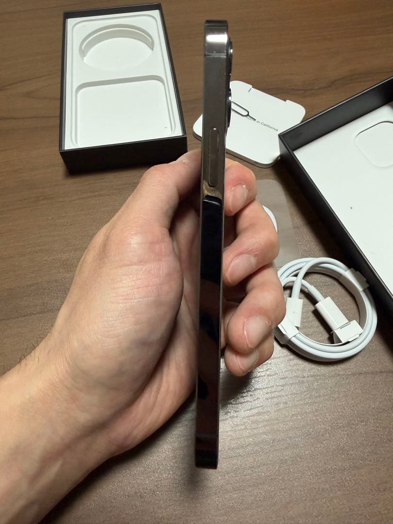 【SIMロックなし】256GB iPhone12Pro