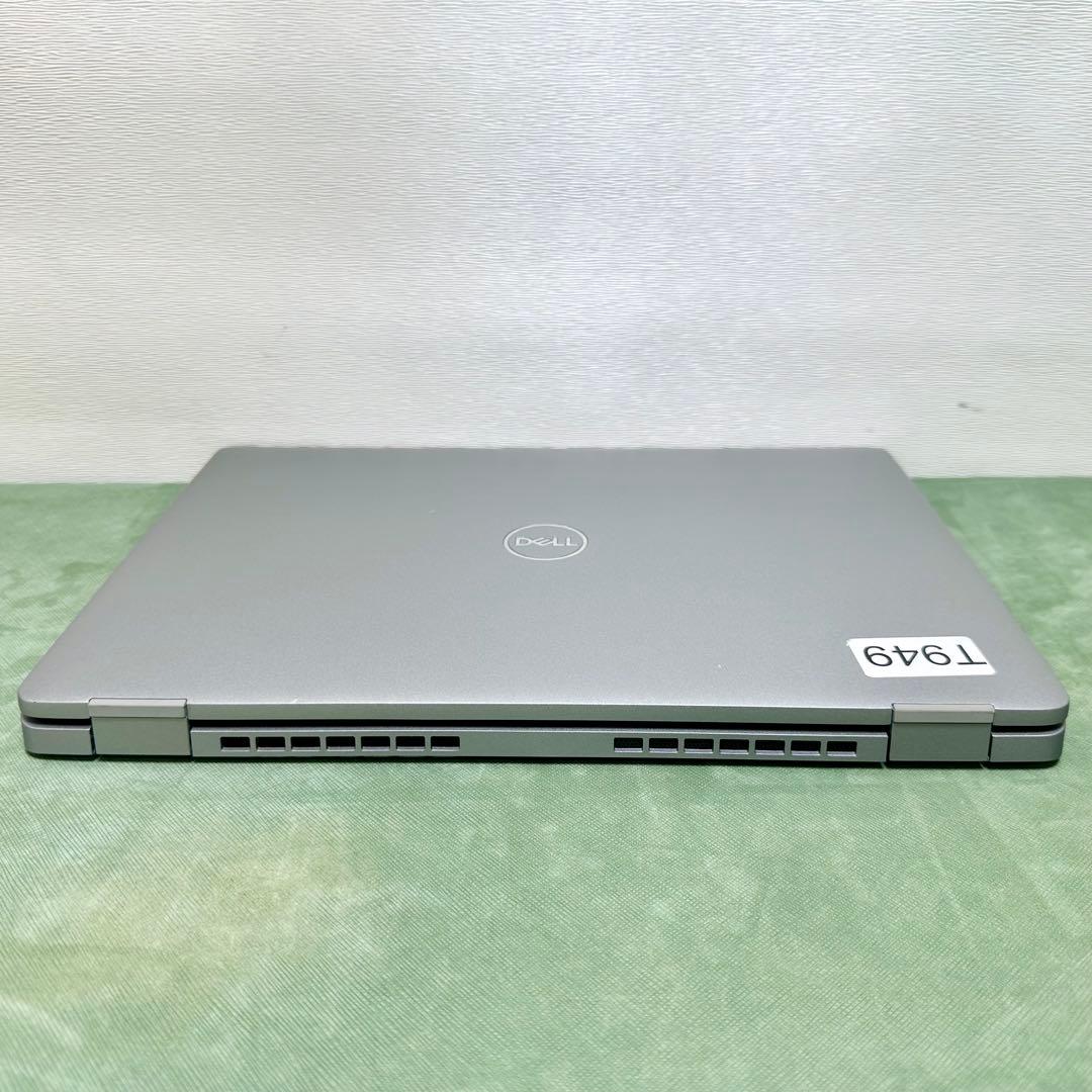 DELL Latitude 5330 ノートPC 2022年製 i5 第12世代