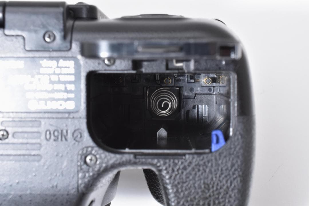 美品 ソニー SONY α65 SLT-A65VY ダブルズームレンズキット