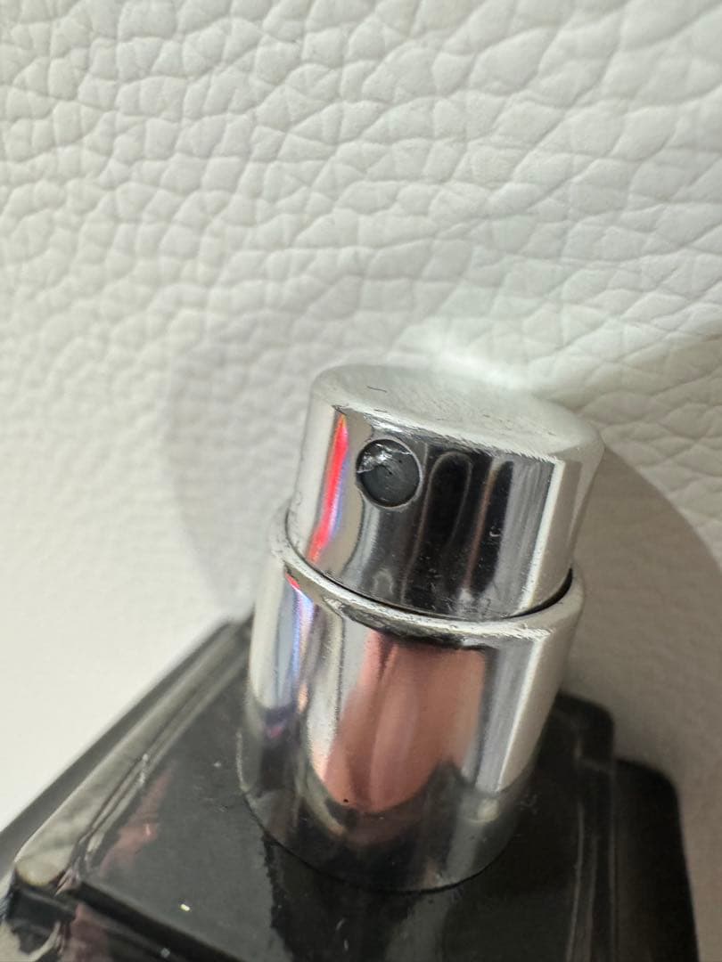 TOM FORD BEAUTY ウード・ウッド オード パルファム スプレィ