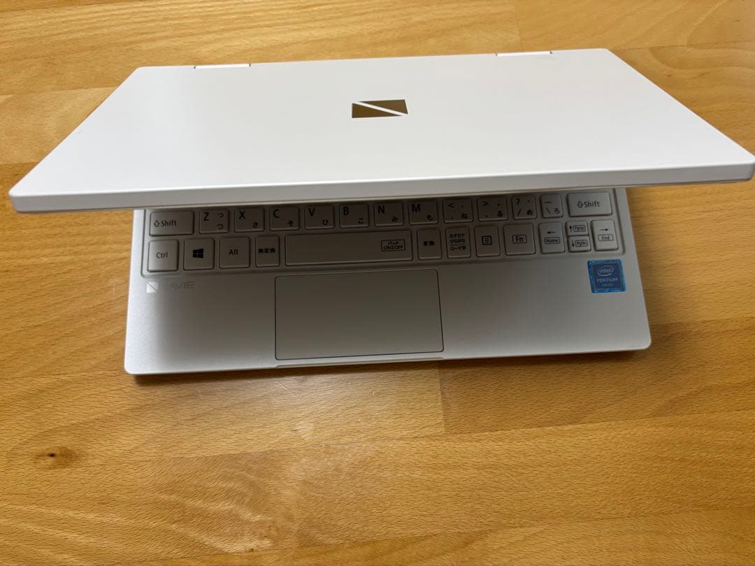 【送料無料】中古NEC LAVIEノートPC 11.6型 PC-NM150GAW