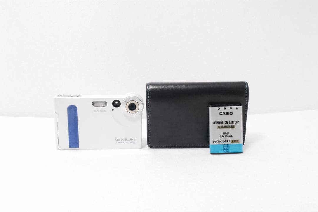 ✨良品✨ カシオ CASIO EXILIM EX-S1 コンデジ　ホワイト