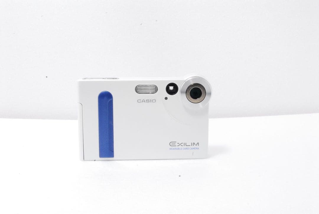 ✨良品✨ カシオ CASIO EXILIM EX-S1 コンデジ　ホワイト