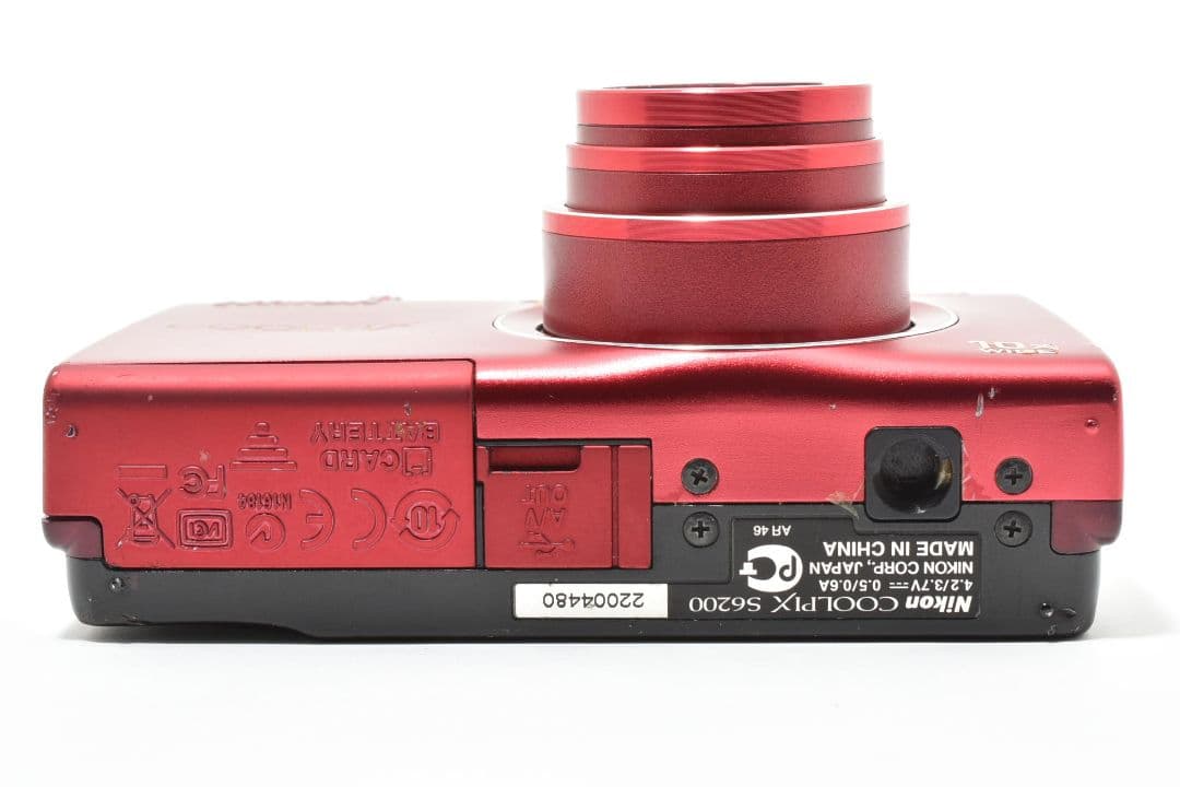 極上美品☆NIKON　ニコンcoolpix S6200デジタルカメラ　動作確認済