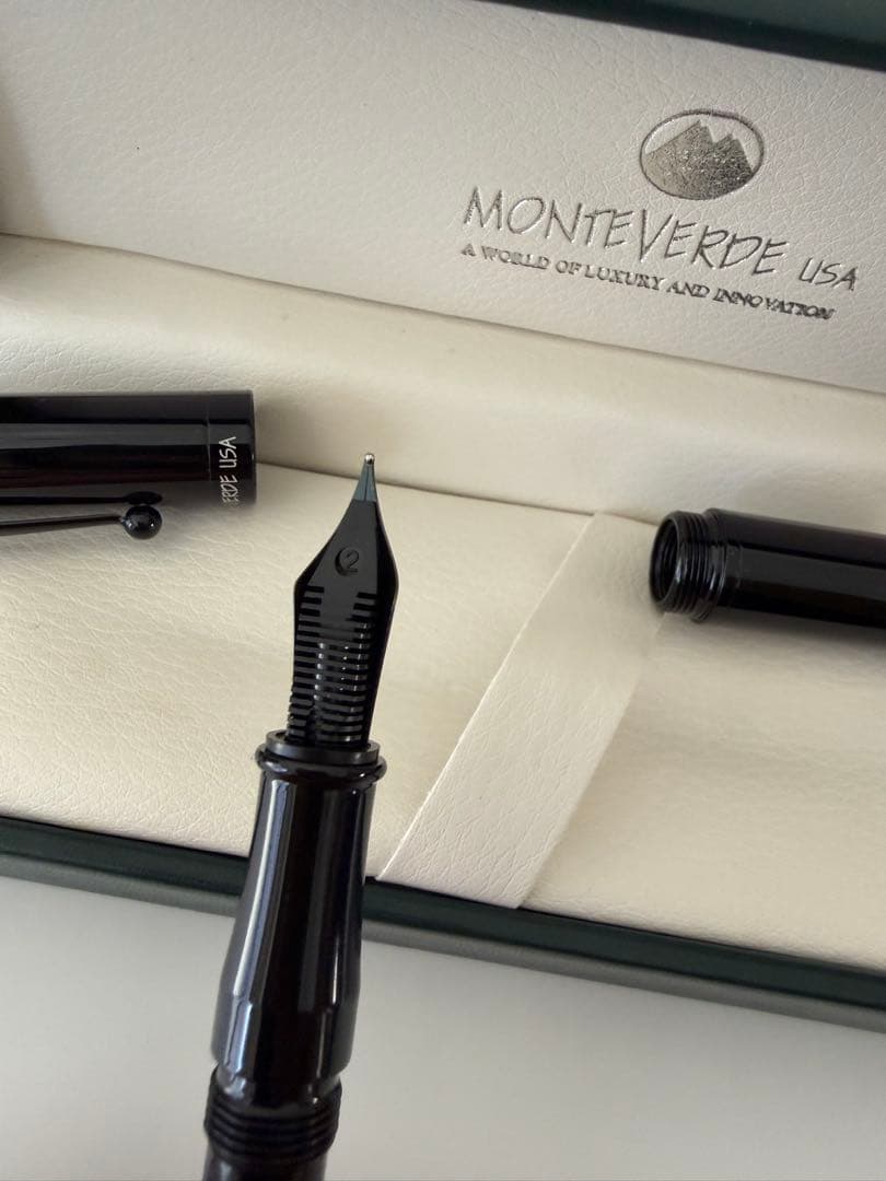 MONTEVERDE INVINCIA FP 万年筆