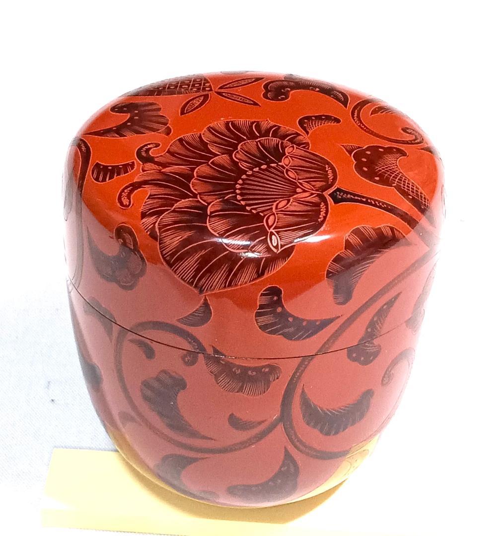 茶道具　輪島塗　堀正三（号鳳山）作　朱漆塗沈刻彫牡丹唐草文中棗　骨董　美品！！
