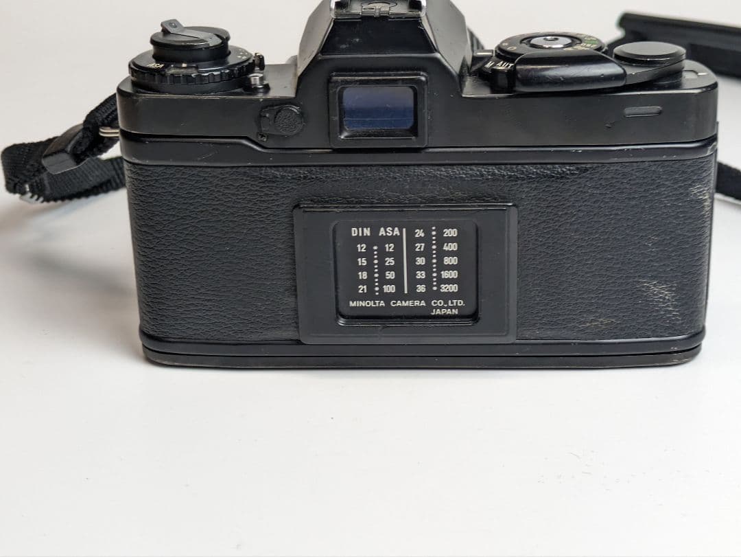MINOLTA フィルムカメラ XD 55mmレンズ付き 【中古/ジャンク品】
