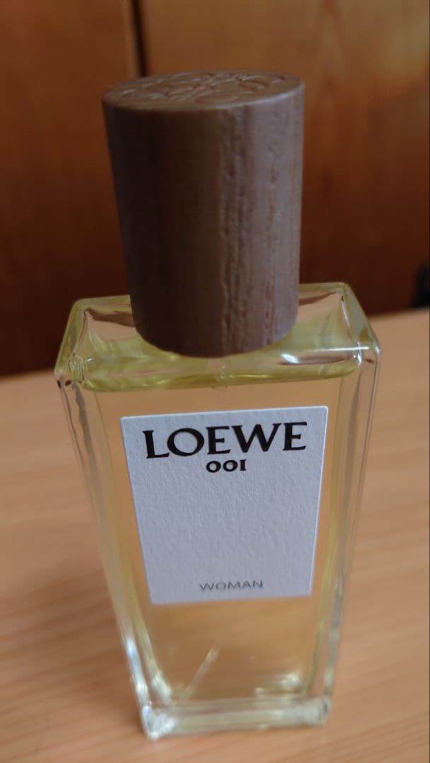 香水(女性用) LOEWE 001 WOMAN Eau de Parfum 50 ML
