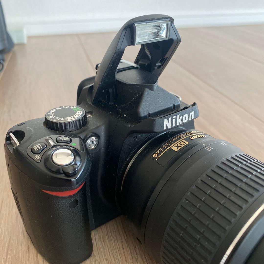 【美品】Nikon D60 ダブルズームキット / デジカメ 一眼レフ