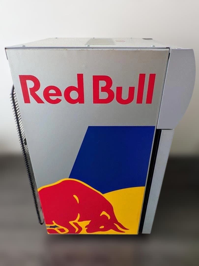 ジャンク Red Bull レッドブル 非売品 冷蔵庫 修理・部品取り前提