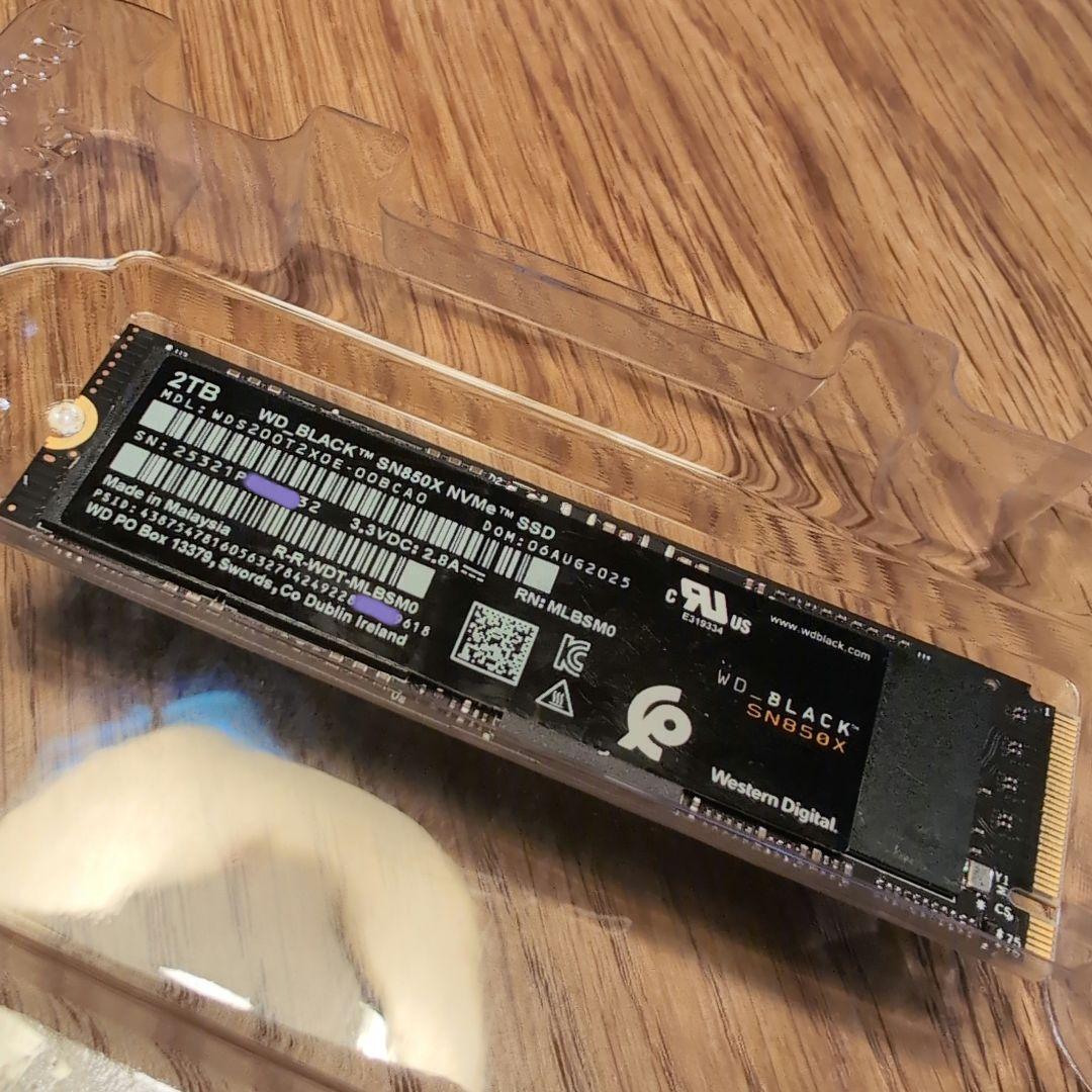 内蔵型SSD Sandisk SSD 2TB M.2 NVMe WDS200T2X0E