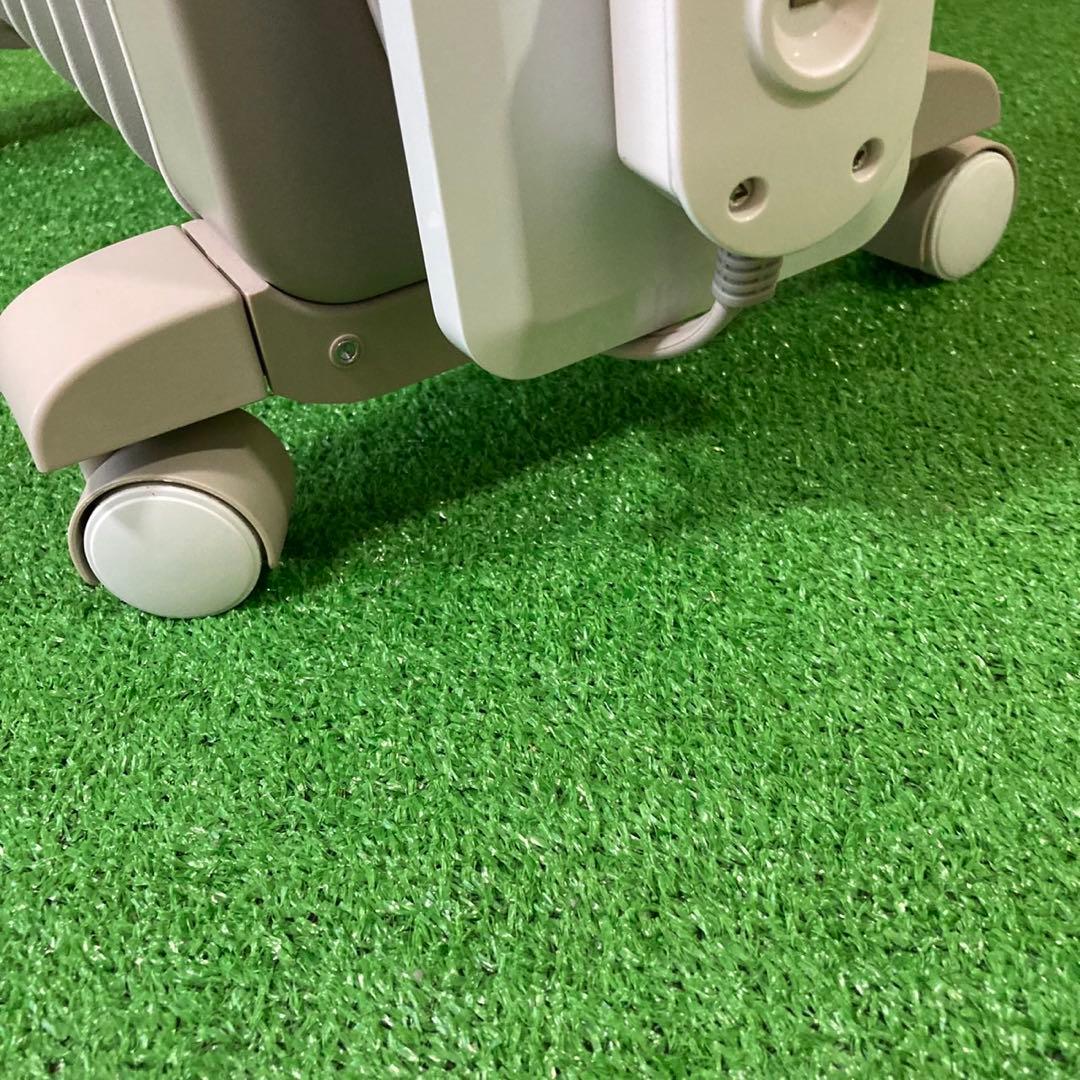 DeLonghi デロンギ　VertiCaldo オイルヒーター