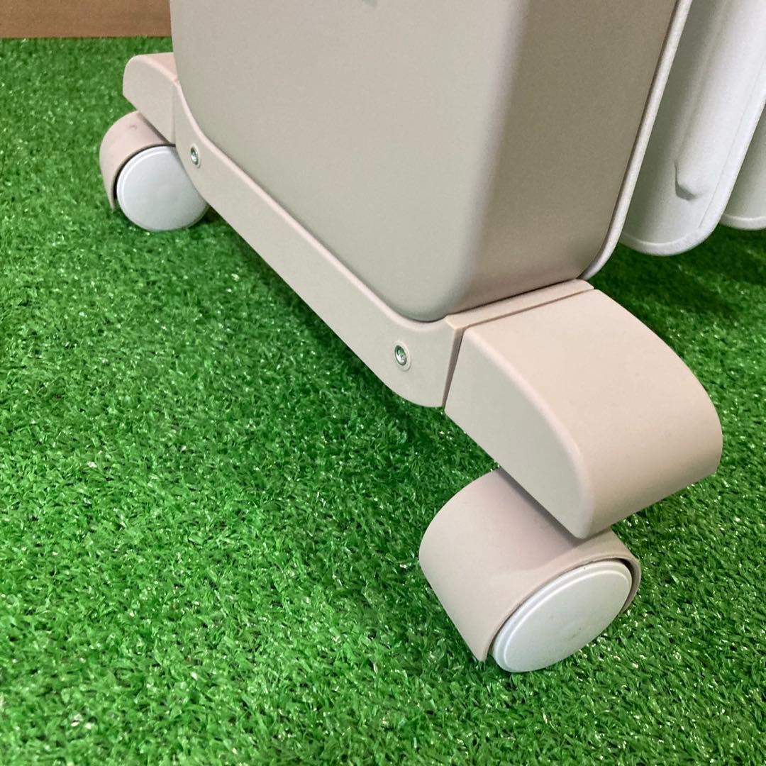 DeLonghi デロンギ　VertiCaldo オイルヒーター