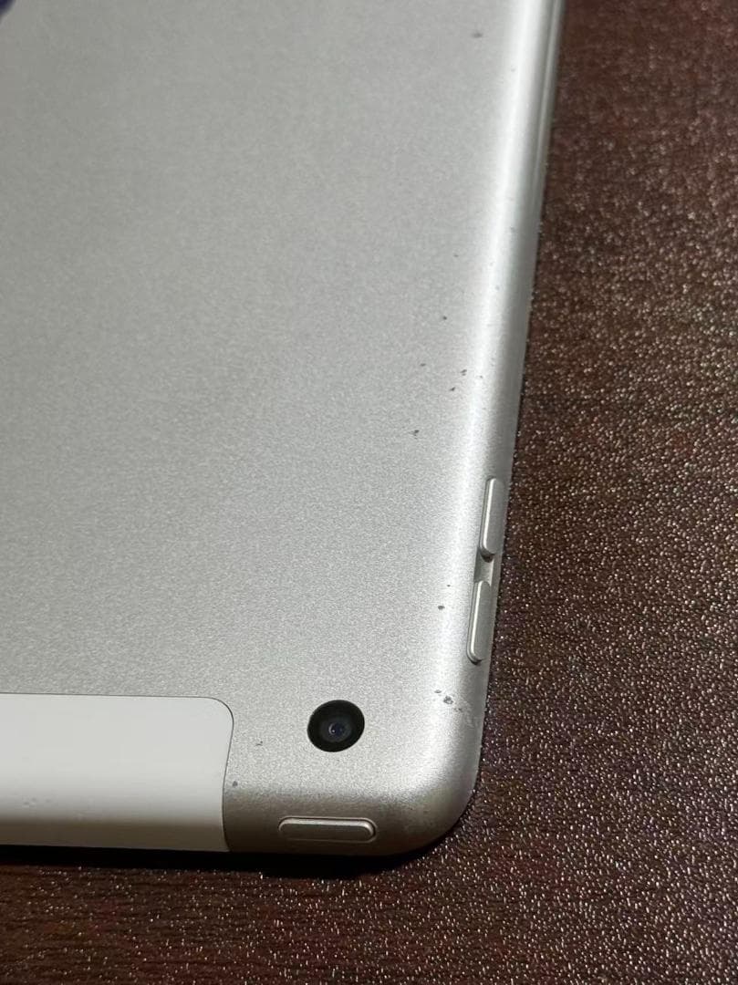 iPad　第8世代　128GB　simフリー