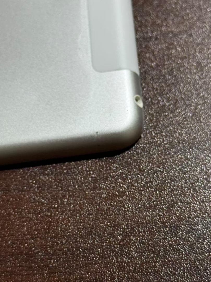 iPad　第8世代　128GB　simフリー