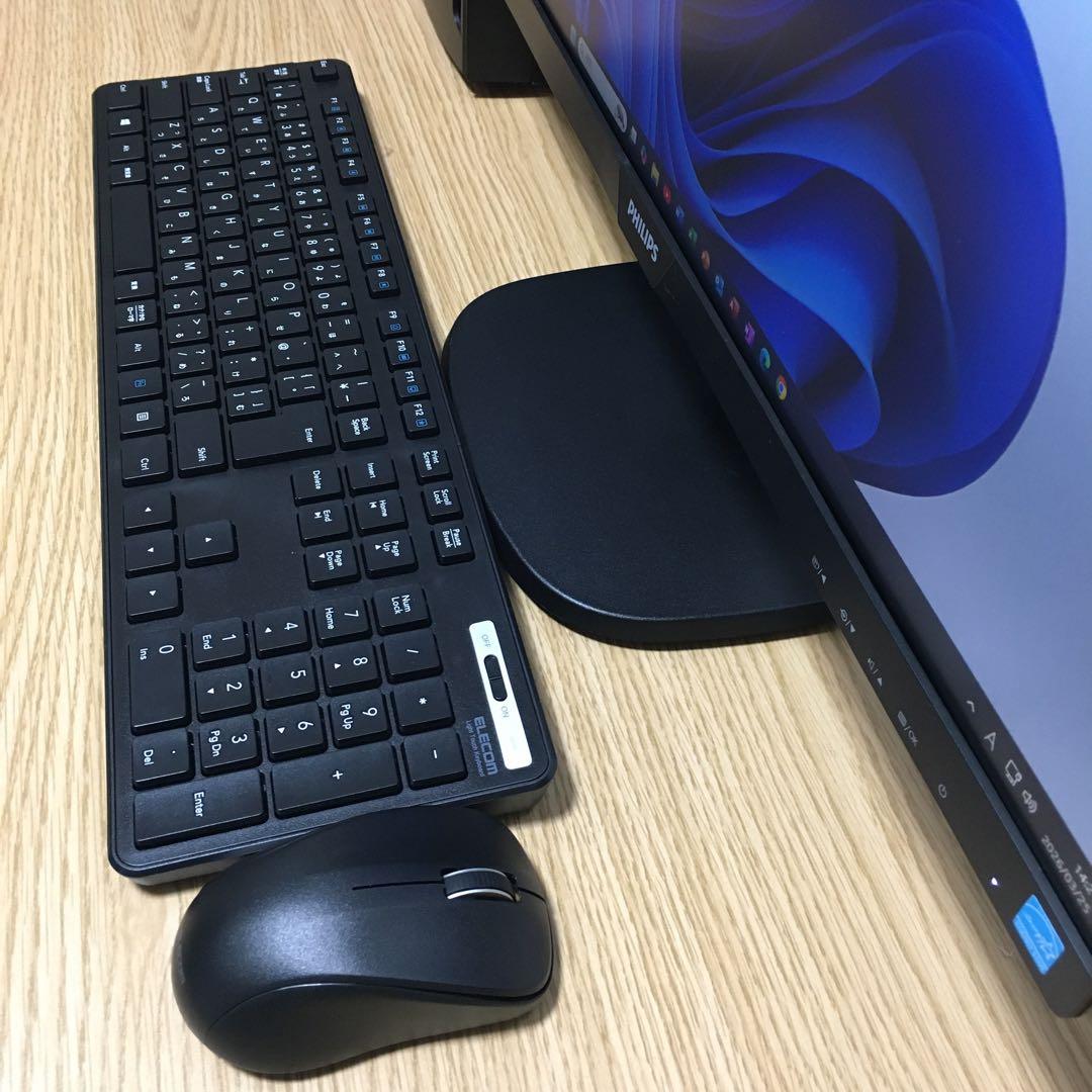 mouse Win11 最強i7 8Gメモリ 快適SSD+HDD 23.8'