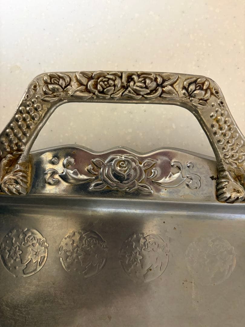 【必見】シルバー、金属トレー Made in India 骨董及びシルバー製品