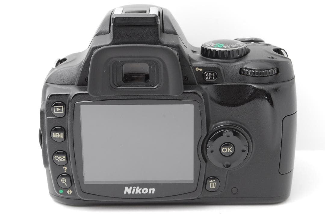【旅行にピッタリ 小型軽量モデル】Nikon D40　スマホ転送　卒業　入学