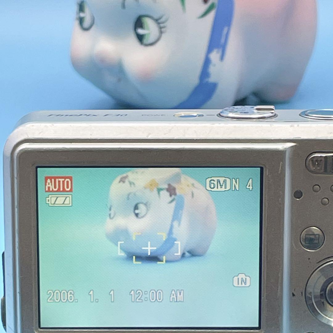 【良品】FUJIFILM FinePix F30 デジカメ 高感度 富士フイルム