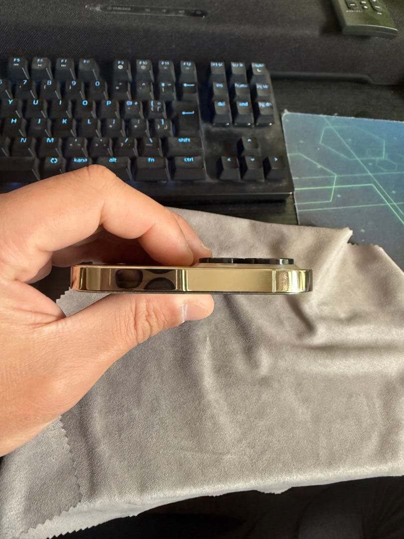 Apple iPhone 12 ProMaxゴールド128GB 本体