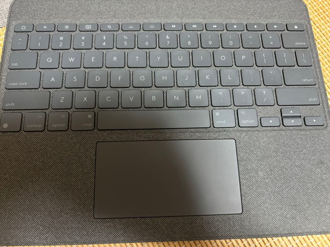 Logitech コンボタッチ iPad Pro 12.9用キーボードケース