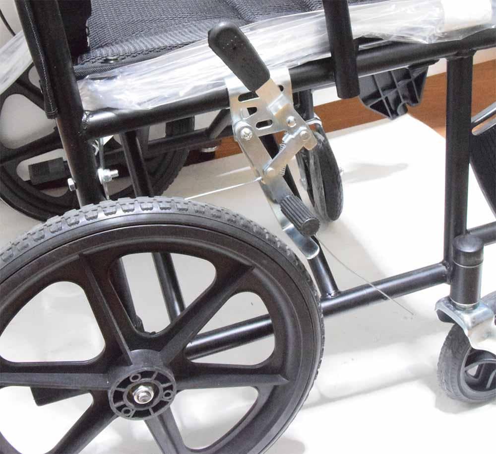 在庫処分修理できる方に車椅子折り畳み式介助ブレーキ超軽量コンパクト介助用車椅子