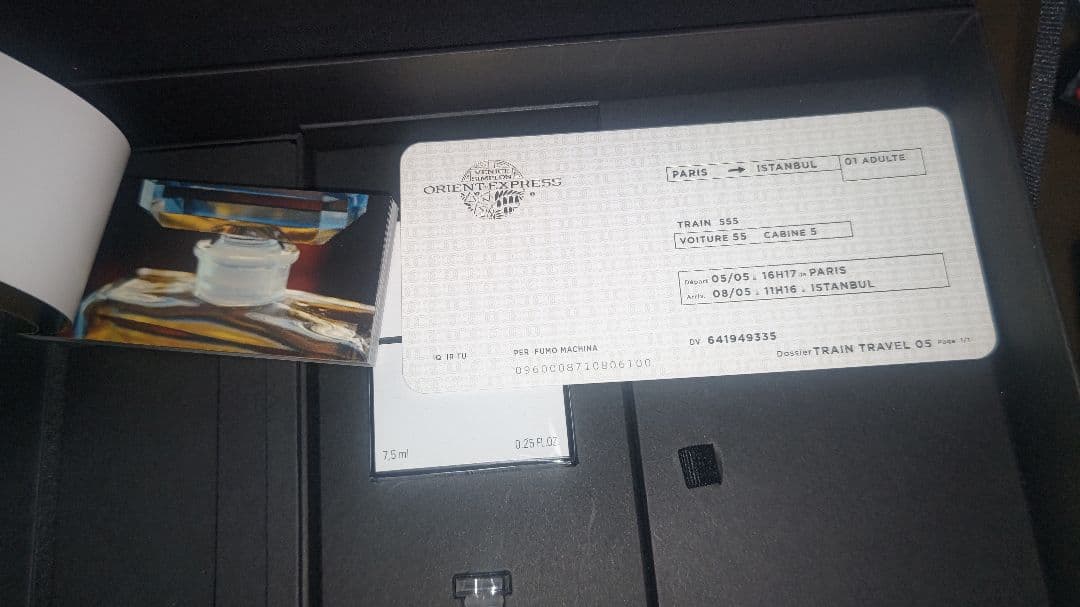 CHANEL 香水 小物