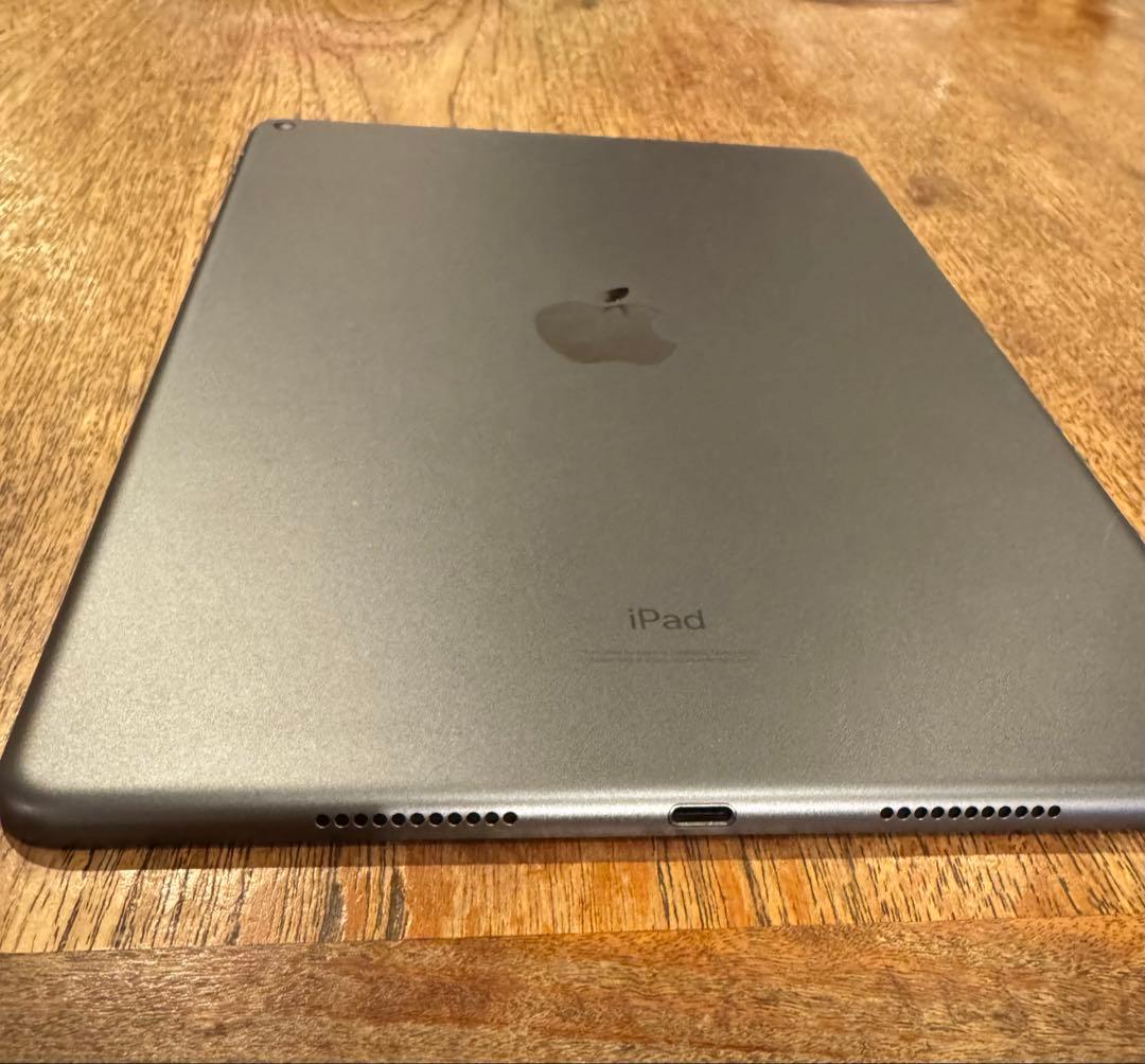 iPad Air (第3世代) スペースグレー 64GB