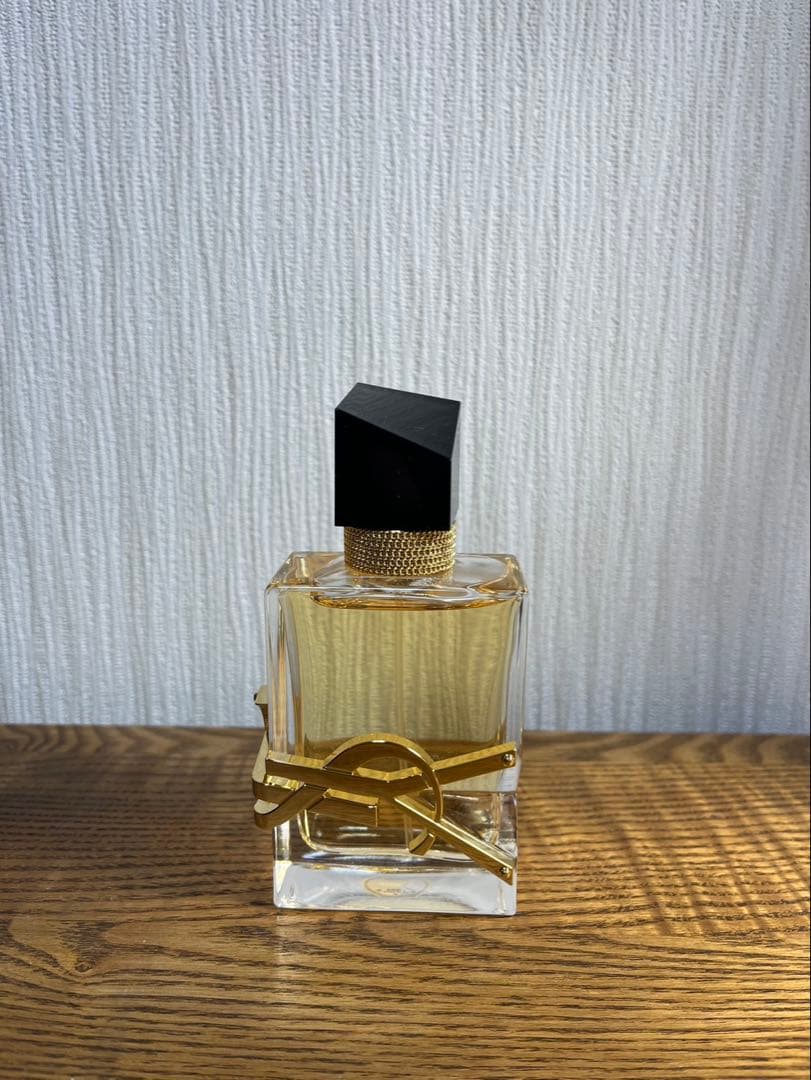 イヴサンローラン リブレ オーデパルファム 50ml