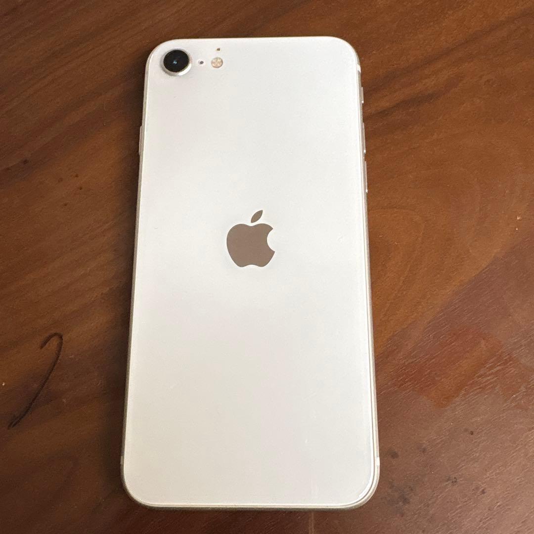 Apple iPhone SE (第3世代) 64GB スターライト