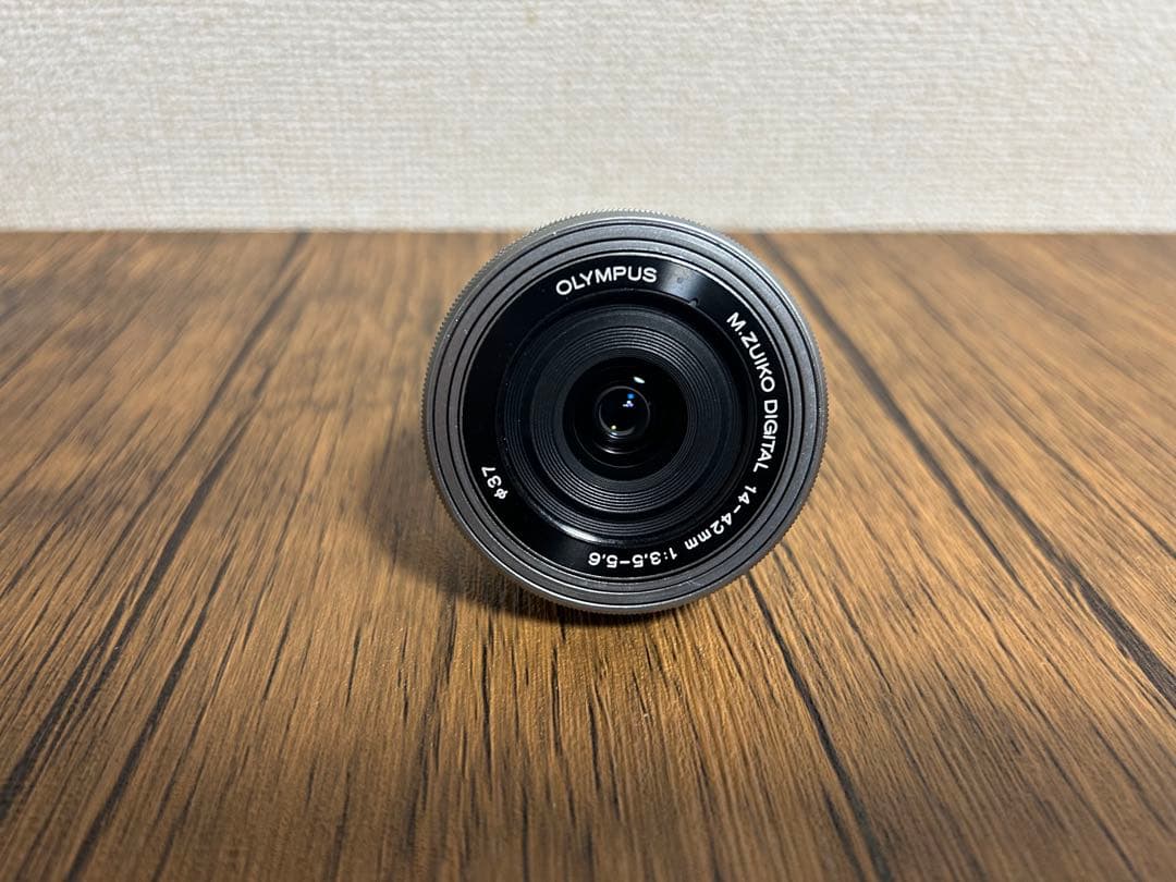 OLYMPUS OM-D E-M10 Mark III ダブルズームキット+α