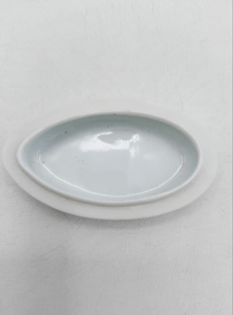 d070 香合 太白鷺彫 酒井田柿右衛門 木箱 茶道具 古物