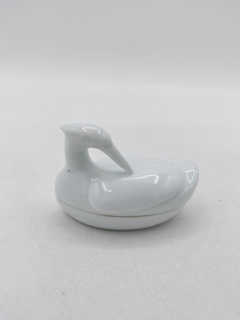 d070 香合 太白鷺彫 酒井田柿右衛門 木箱 茶道具 古物