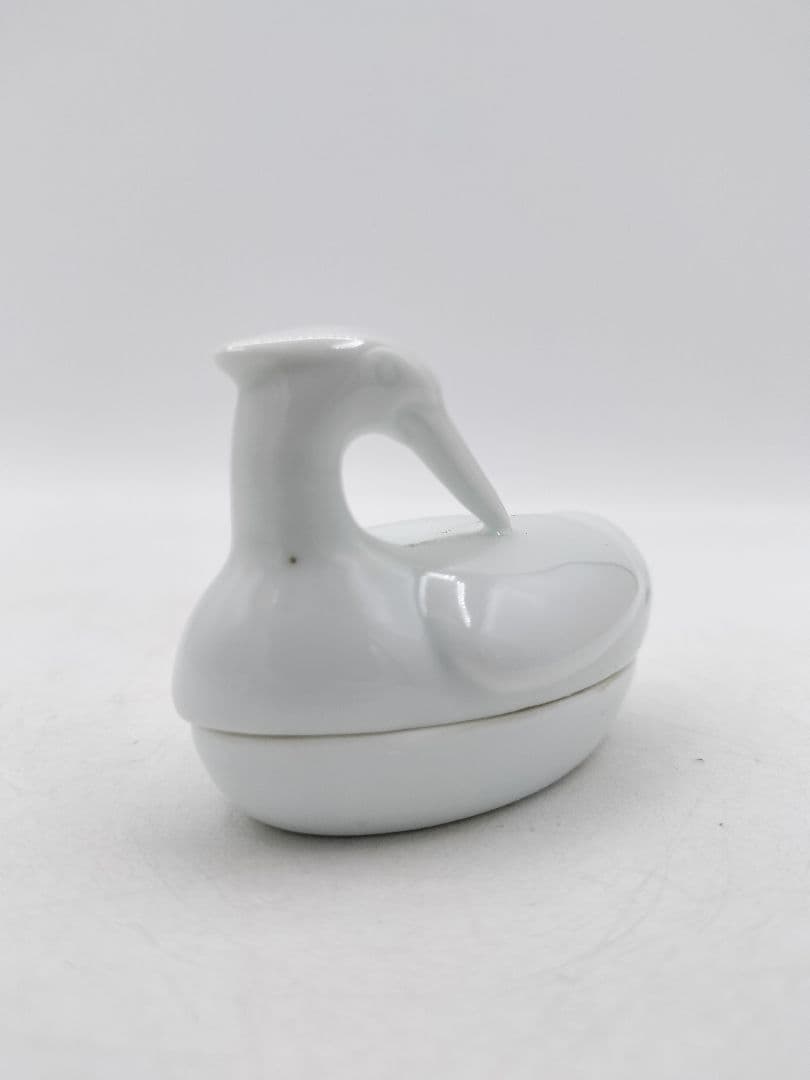 d070 香合 太白鷺彫 酒井田柿右衛門 木箱 茶道具 古物