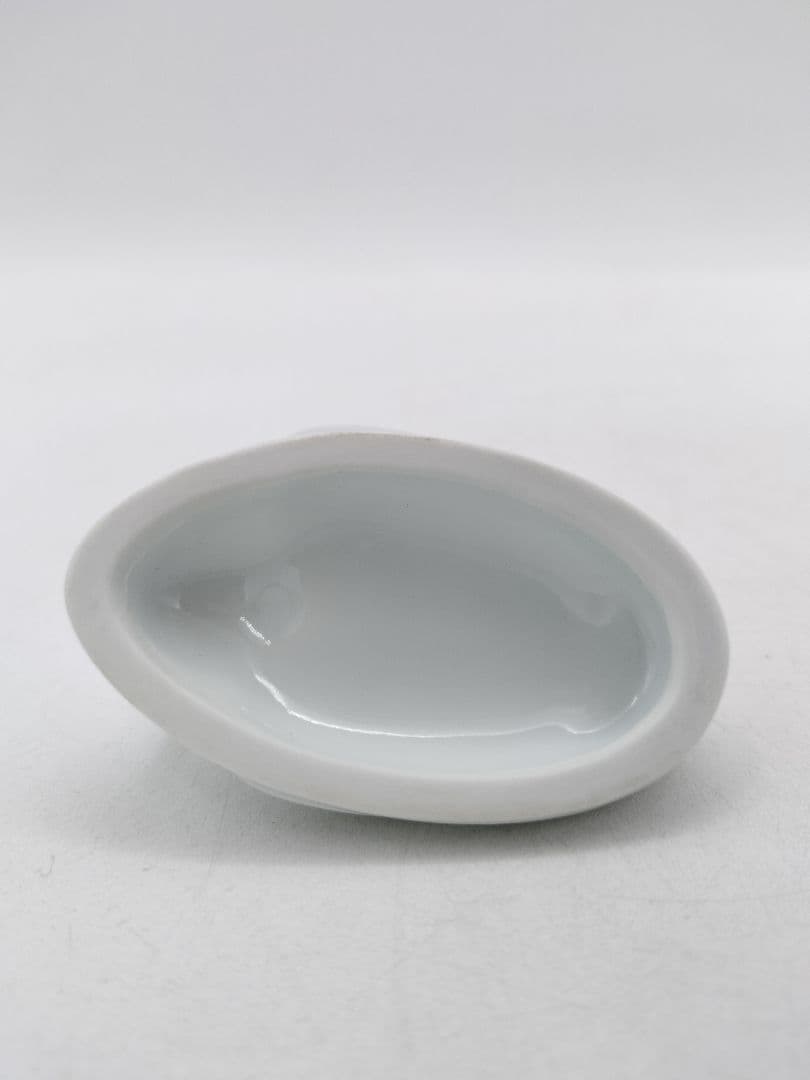 d070 香合 太白鷺彫 酒井田柿右衛門 木箱 茶道具 古物