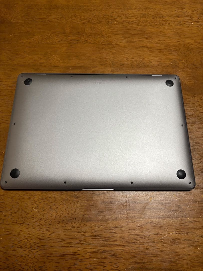 MacBook M1 13-inch シルバー　（良い状態です！）