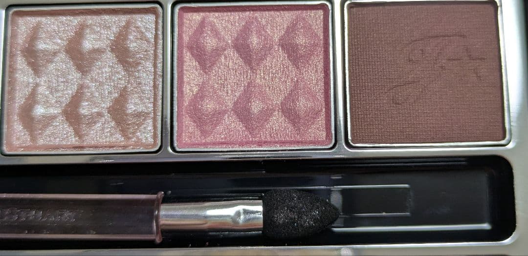 JILL STUART メイクアップパレット